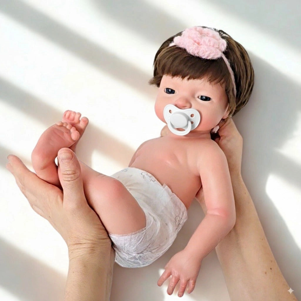 Bebé Reborn Silicona "Miel" (43cm, 2.3kg) - Bebe, Hace Pis, Pelo Real y Tiene Caída de Cabeza